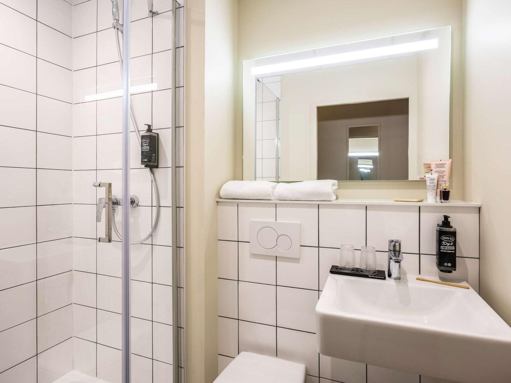 Ibis Budget Arlon Porte Du Luxembourg Esterno foto