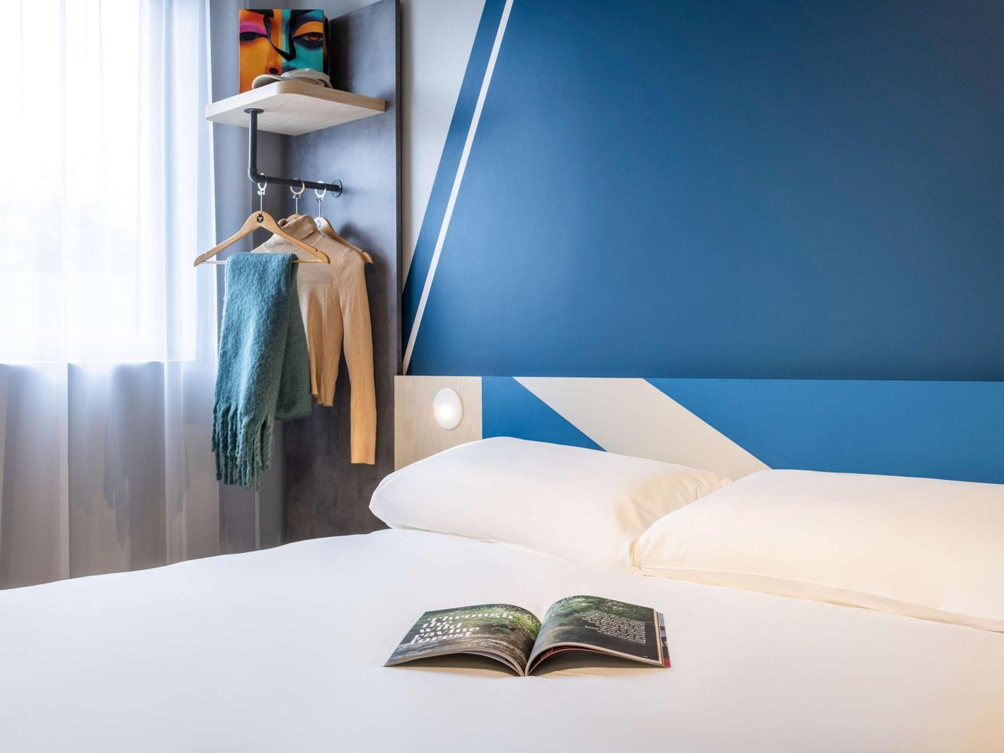 Ibis Budget Arlon Porte Du Luxembourg Esterno foto